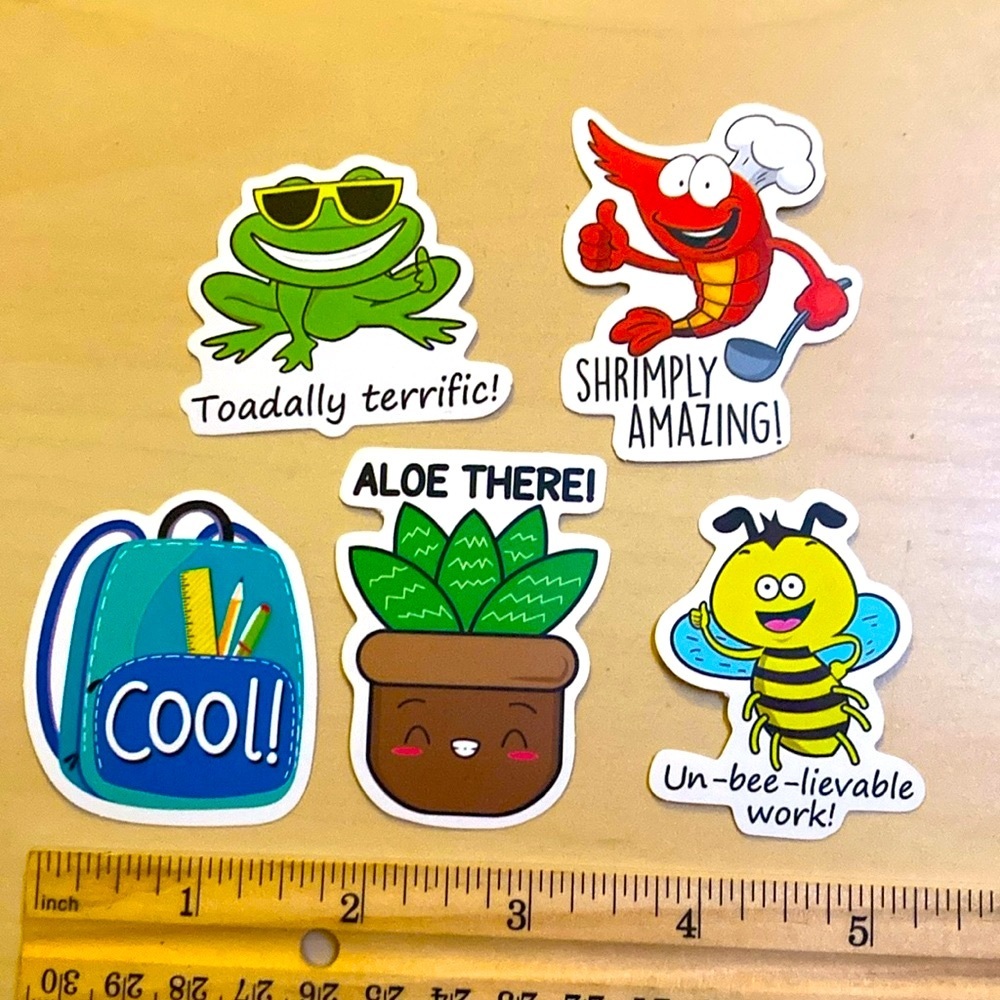 10/$10 OR $1 BUNDLE: 5 Pun Fun‎ Stickers: Random! 🦐 🐝 🐸 WATERPROOF!